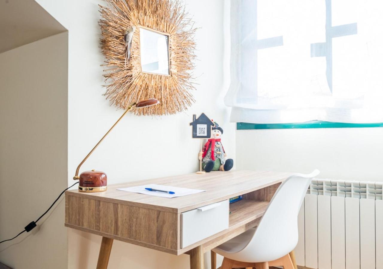 Apartamento Irene Centrico Con Wifi Y Parking Coche Tamano Medio Onís Exterior foto